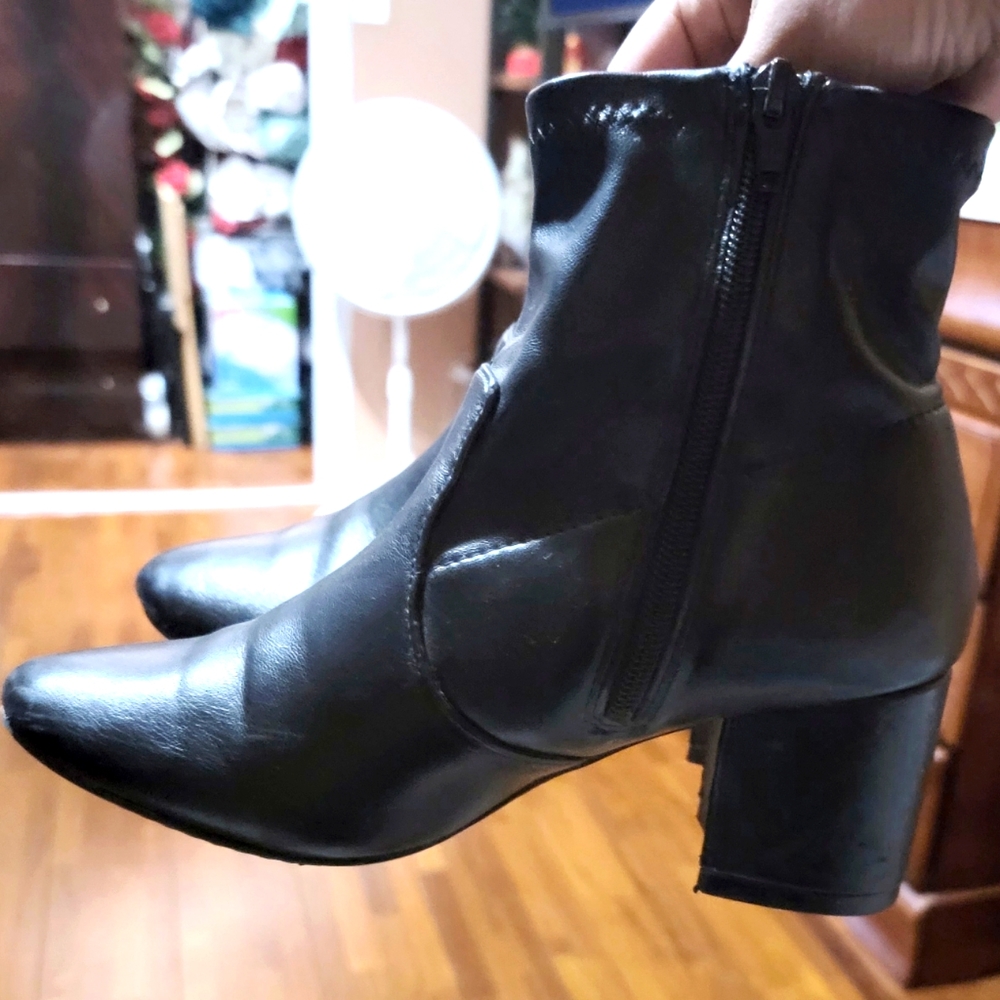 Almond Toe Black Ankle Boots Size 7